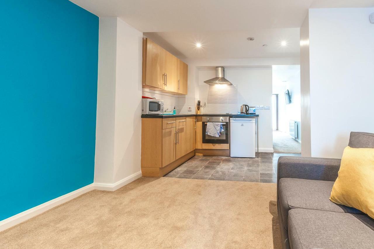 Five Way Apartments Пейнтон Экстерьер фото