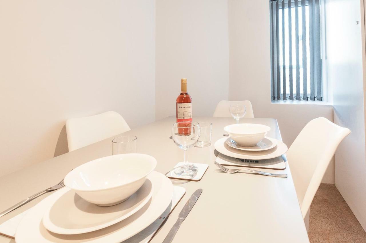 Five Way Apartments Пейнтон Экстерьер фото
