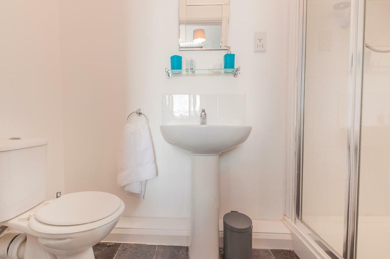 Five Way Apartments Пейнтон Экстерьер фото